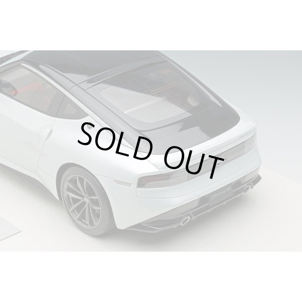 画像6: EIDOLON 1/18 Nissan Fairlady Z “Version ST” 2023 Prism White / Super Black (6)