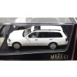 画像2: Hobby JAPAN 1/43 Toyota Crown Estate 3.0 Royal Saloon White Pearl Crystal Shine (2)