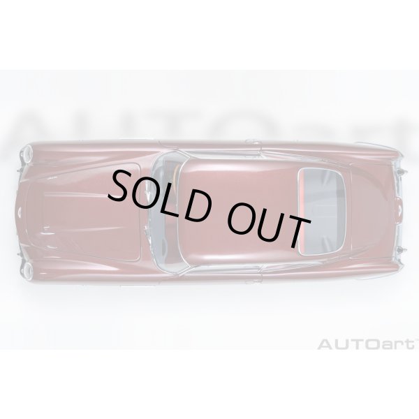 画像7: AUTOart 1/18 Aston Martin DB5 Dark Red Metallic (7)