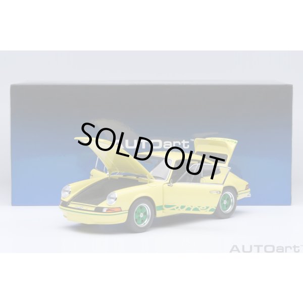 画像23: AUTOart 1/18 Porsche 911 Carrera 2.7 RS (Light Yellow with Green stripes) (23)