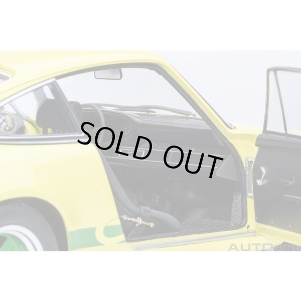 画像10: AUTOart 1/18 Porsche 911 Carrera 2.7 RS (Light Yellow with Green stripes) (10)