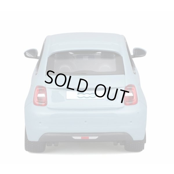 画像5: Burago 1/24 Fiat 500e (2003) Light Blue (5)