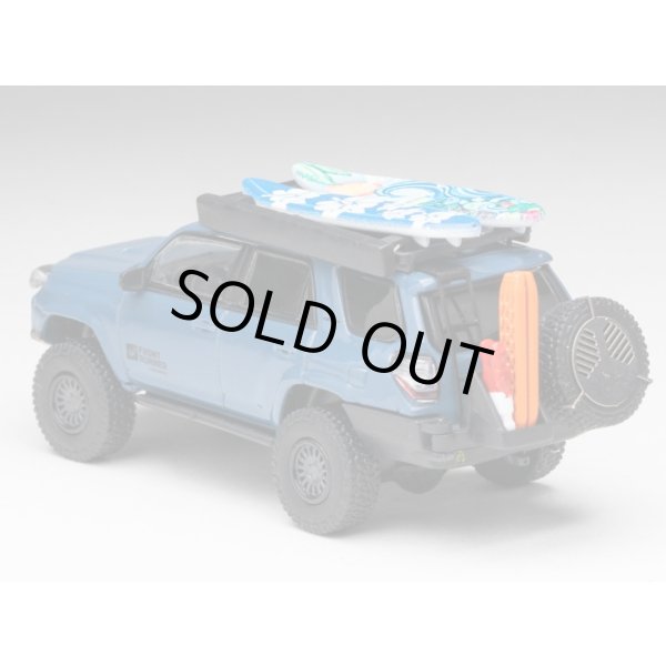 画像10: Gaincorp Products 1/64 Toyota 4Runner TRD PRO Overland Cavalry Blue Front Runner x DiecastTalk特注品 (10)