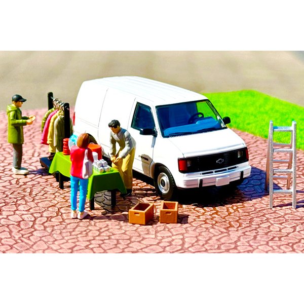 画像10: TOMYTEC 1/64 Diorama Collection #CarSnap 26a Swap Meet (10)