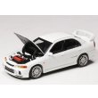 画像1: MOTORHELIX 1/64 Mitsubishi Lancer Evolution IV Scotia White (1)