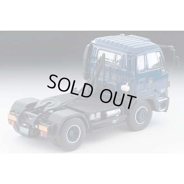 画像2: TOMYTEC 1/64 Limited Vintage NEO Isuzu 810EX Tractor Head (Dark Blue) (2)