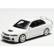 画像2: MOTORHELIX 1/64 Mitsubishi Lancer Evolution IV Scotia White (2)