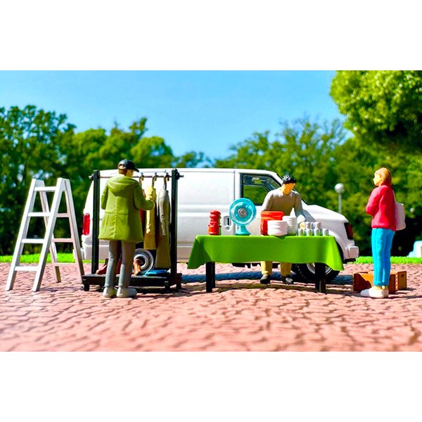 画像2: TOMYTEC 1/64 Diorama Collection #CarSnap 26a Swap Meet (2)