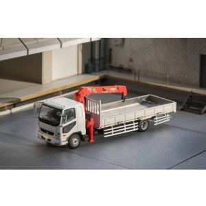 画像: Gaincorp Products 1/64 Mitsubishi FUSO Fighter (1024) White with Crane & Scrap Tractor Head