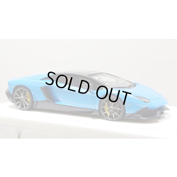 画像5: EIDOLON 1/43 Lamborghini Aventador LP720-4 50th Anniversario 2013 Azzurro Pearl with Roof panel Carbon Limited 32 pcs. (5)