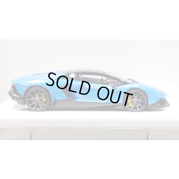 画像6: EIDOLON 1/43 Lamborghini Aventador LP720-4 50th Anniversario 2013 Azzurro Pearl with Roof panel Carbon Limited 32 pcs. (6)