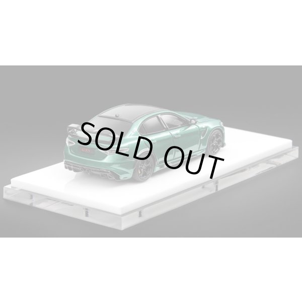 画像3: MOTORHELIX 1/64 Alfa Romeo Giulia GTAm Montreal Green (3)