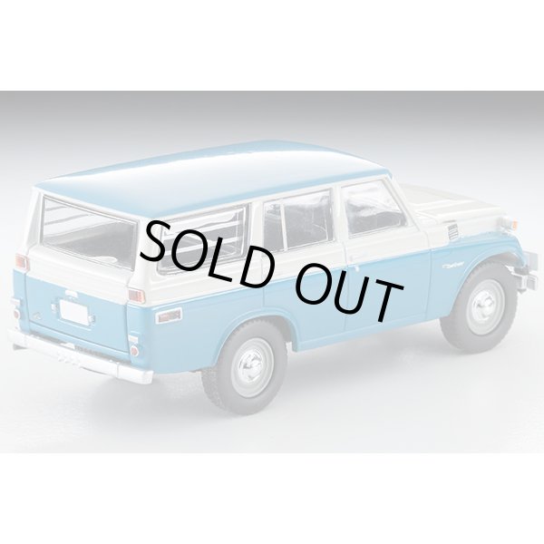 画像2: TOMYTEC 1/64 Limited Vintage Toyota Land Cruiser FJ56V (White/Blue) (2)
