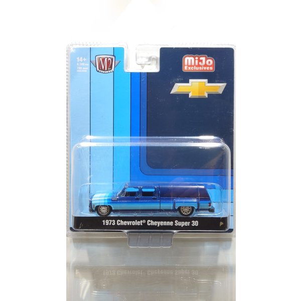 画像1: M2 Machines 1/64 2013 Chevrolet Cheyenne Super 30 Dually Camper Shell Blue (1)
