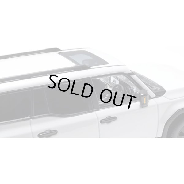 画像5: Kyosho Original 1/43 Toyota Land Cruiser 250 First Edition (Platinum White Pearl Mica) (5)