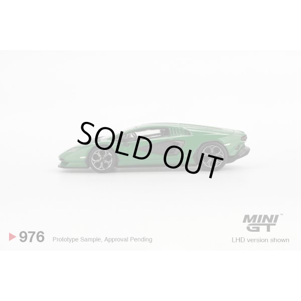画像4: MINI GT 1/64 Lamborghini Countach LPI 800-4 Verde Medium Green (LHD) (4)