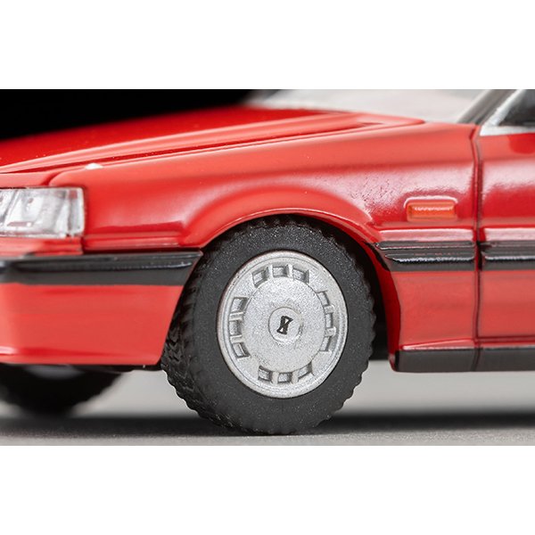 画像7: TOMYTEC 1/64 Limited Vintage NEO Nissan Skyline 4-door HT 1800 Passage (Red) 1987 (7)