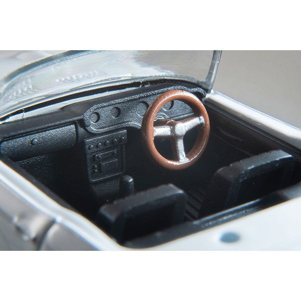 画像8: TOMYTEC 1/64 Limited Vintage Honda S800 Closed Top (White) (8)