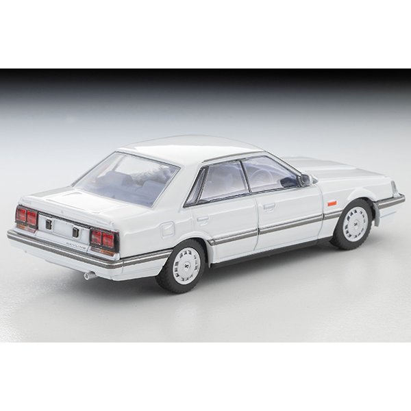 画像2: TOMYTEC 1/64 Limited Vintage NEO Nissan Skyline 4-door HT 1800 Passage (White) 1985 (2)