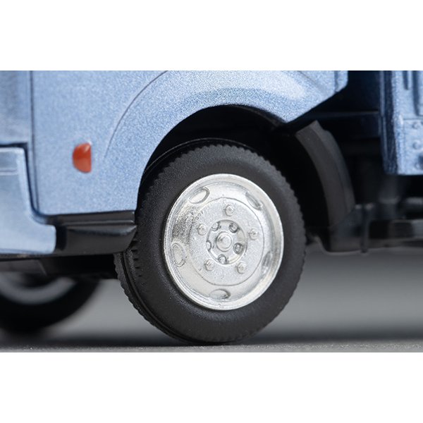 画像7: TOMYTEC 1/64 Limited Vintage NEO Nissan Atlas (F24) Long Body Full Super Low Custom (Blue) (7)