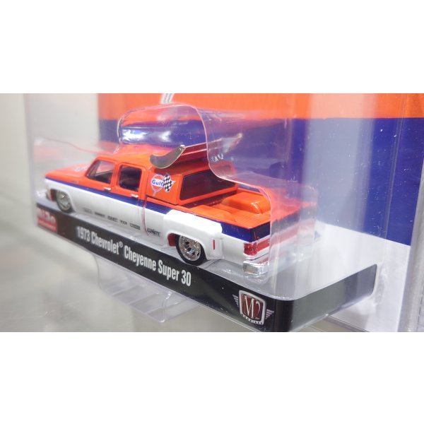 画像3: M2 Machines 1/64 1973 Chevrolet Cheyenne Super 30 "Gulf" (3)