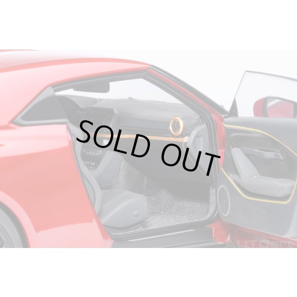 画像10: AUTOart 1/18 Nissan GT-R50 by Italdesign Metallic Red/Gold (10)