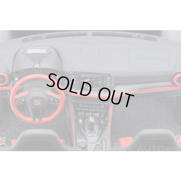 画像18: AUTOart 1/18 Nissan GT-R50 by Italdesign Black/Matte Black (18)