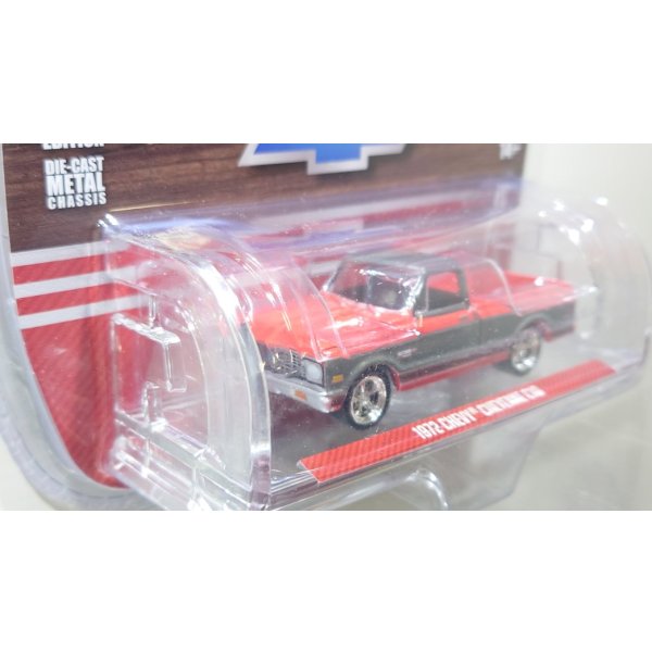 画像3: GREEN LiGHT EXCLUSIVE 1/64 1972 Chevy Cheyenne C10 Short Bed - Ruby Red and Gunmetal Gray (3)