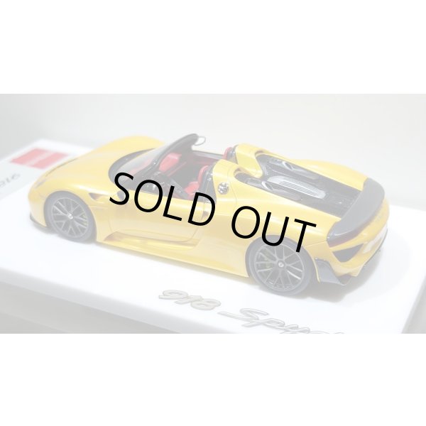 画像12: EIDOLON 1/43 Porsche 918 Spyder weissach package 2011 Grande Giallo Pearl Limited 35 pcs. (12)