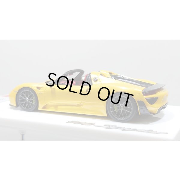 画像3: EIDOLON 1/43 Porsche 918 Spyder weissach package 2011 Grande Giallo Pearl Limited 35 pcs. (3)
