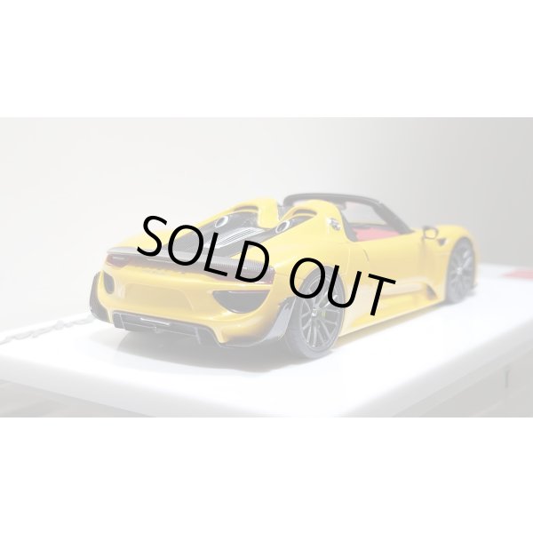 画像10: EIDOLON 1/43 Porsche 918 Spyder weissach package 2011 Grande Giallo Pearl Limited 35 pcs. (10)