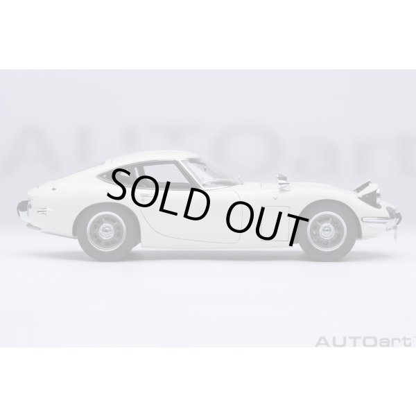 画像4: AUTOart 1/18 Toyota 2000GT 1967 (White) (4)