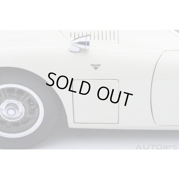 画像15: AUTOart 1/18 Toyota 2000GT 1967 (White) (15)