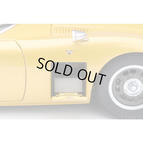 画像16: AUTOart 1/18 Toyota 2000GT 1967 (Gold) (16)