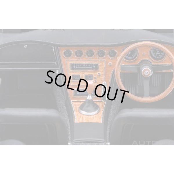 画像21: AUTOart 1/18 Toyota 2000GT 1967 (White) (21)