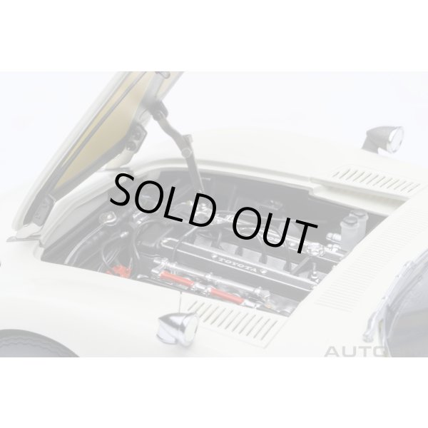 画像11: AUTOart 1/18 Toyota 2000GT 1967 (White) (11)