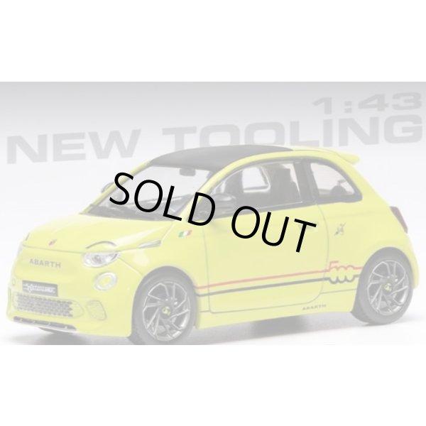 MCG /イクソ 1/18 アバルト 500e 2024 (イエロー) ixo IXO 1/18 フィアット アバルト 500e 2024 イエロー イクソ