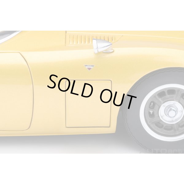 画像17: AUTOart 1/18 Toyota 2000GT 1967 (Gold) (17)