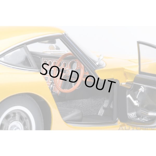 画像10: AUTOart 1/18 Toyota 2000GT 1967 (Gold) (10)