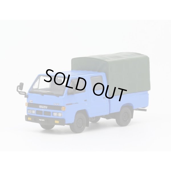 画像1: MODEL1 1/64 Isuzu NHR 1987 Blue LHD w/ Canvas (1)