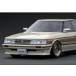 画像3: ignition model 1/18 Toyota MarkII Grande (GX71) Pearl White/Gold (3)