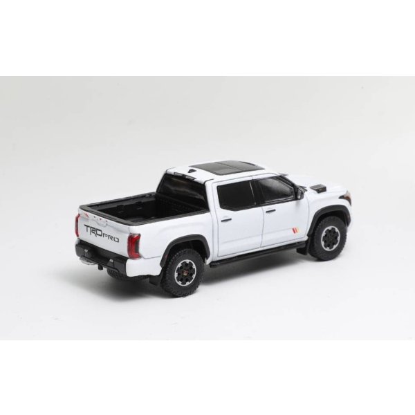 画像3: GCD 1/64 Toyota Tundra TRD Pro White (LHD) (3)
