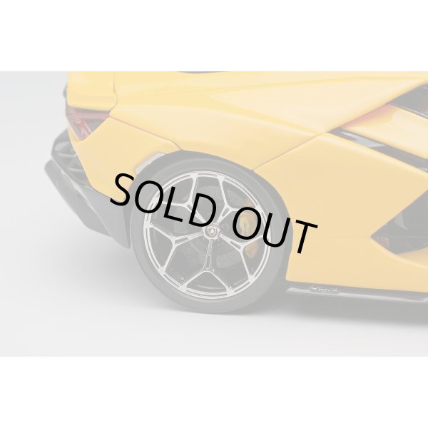 画像7: EIDOLON COLLECTION 1/43 Lamborghini Revuelto 2024 (ALTANERO Wheel) Giallo Auge Limited 80 pcs. (7)