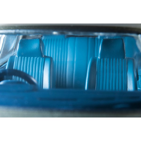 画像8: TOMYTEC 1/64 Limited Vintage NEO Nissan Gloria Wagon V20E GL (Yellowish Silver) 1991 (8)