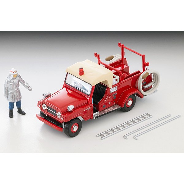 画像10: TOMYTEC 1/64 Limited Vintage Nissan Patrol Fire Engine Pumper (with figure) (10)