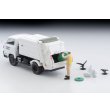 画像1: TOMYTEC 1/64 Limited Vintage NEO Mitsubishi Fuso Canter Cleaning Truck (White) with Figure (1)