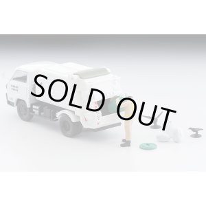 画像: TOMYTEC 1/64 Limited Vintage NEO Mitsubishi Fuso Canter Cleaning Truck (White) with Figure