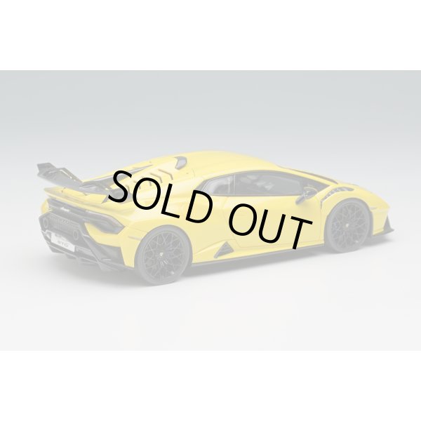 画像4: EIDOLON 1/43 Lamborghini Huracan STO 2021 Giallo Belenus Limited 100 pcs. (4)