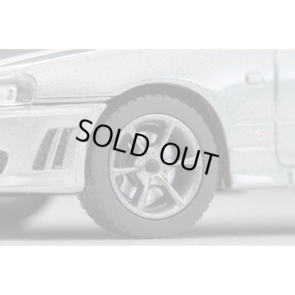 画像8: TOMYTEC 1/64 Limited Vintage NEO Nissan Skyline 2-Door Sports Coupe 25GT TURBO with Optional Parts (Silver) 2000 (8)