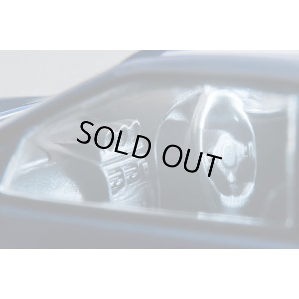 画像9: TOMYTEC 1/64 Limited Vintage NEO Nissan Skyline 2-Door Sports Coupe 25GT TURBO with Optional Parts (Blue) 2000 (9)